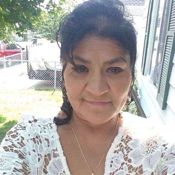 Meet your Posher, Julia - Picture 1 of 1